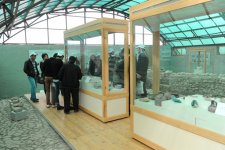 В Азербайджане найдены "холодильник" XVIII века и большая мечеть XVI века (фото)